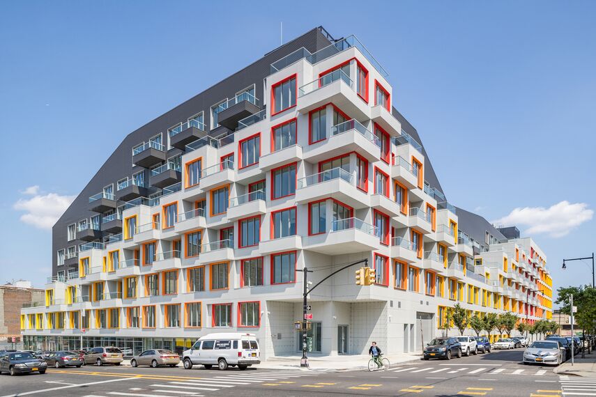 SlimLine 38 Aluminium Windows and SlimLine 38 Aluminium Doors - Apartmentcomplex The Rheingold located in New York City, United States of America