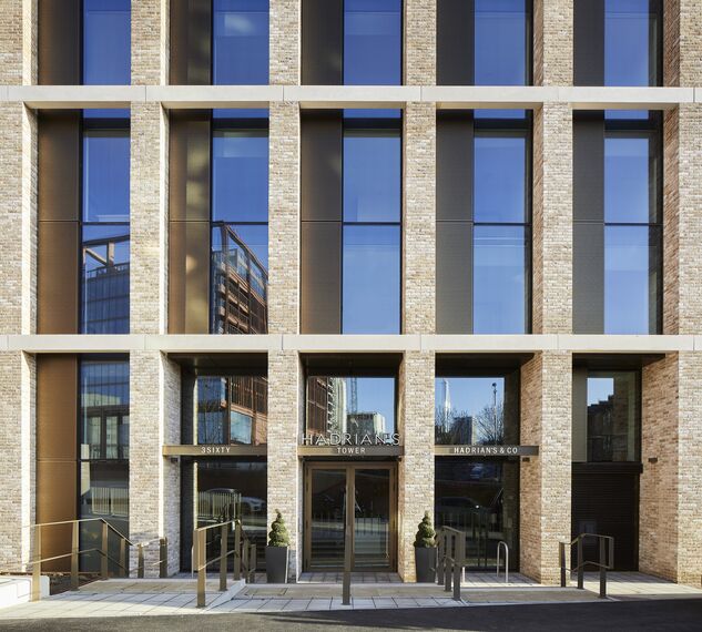 CW 65-EF Aluminium Façades - Hadrian's Tower located in Newcastle upon Tyne, United Kingdom