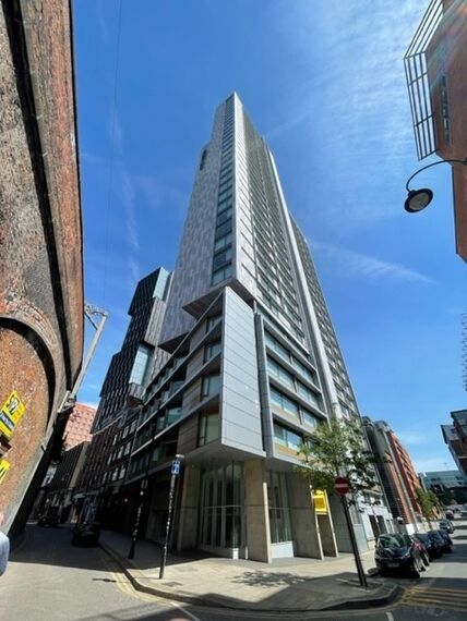 ConceptSystem 68 Aluminium Doors, ConceptSystem 77 Aluminium Doors, ConceptWall 50 Aluminium Façades and ConceptWall 60 Aluminium Façades - Great Marlborough Street located in Manchester, United Kingdom