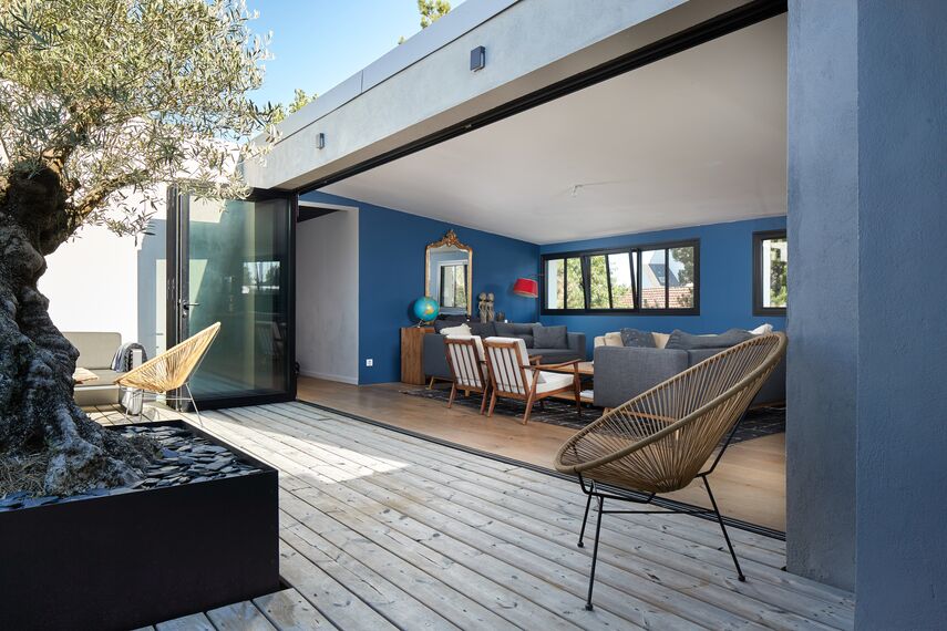 ConceptPatio 68 Aluminium Sliding & Folding Doors, ConceptFolding 77 Aluminium Sliding & Folding Doors and TS 68 Aluminium Windows - House Maison Privée - Le Pouliguen located in Le Pouliguen, France