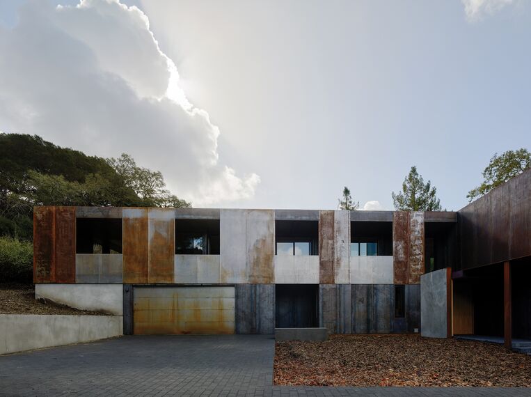 ConceptSystem 68 Aluminium Windows, ConceptWall 50 Aluminium Façades and ConceptPatio 130 Aluminium Sliding & Folding Doors - Villa The Giving Tree located inUnited States of America