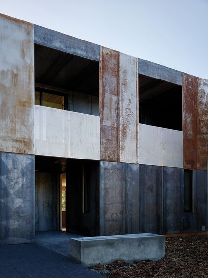 ConceptSystem 68 Aluminium Windows, ConceptWall 50 Aluminium Façades and ConceptPatio 130 Aluminium Sliding & Folding Doors - Villa The Giving Tree located inUnited States of America
