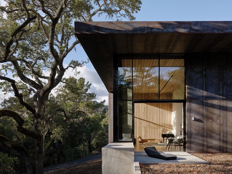 ConceptSystem 68 Aluminium Windows, ConceptWall 50 Aluminium Façades and ConceptPatio 130 Aluminium Sliding & Folding Doors - Villa The Giving Tree located inUnited States of America