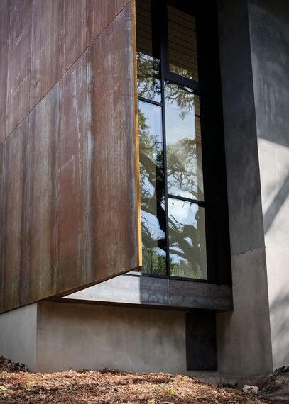ConceptSystem 68 Aluminium Windows, ConceptWall 50 Aluminium Façades and ConceptPatio 130 Aluminium Sliding & Folding Doors - Villa The Giving Tree located inUnited States of America