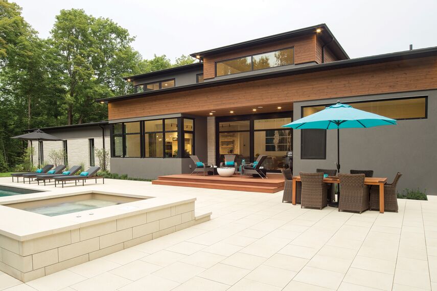 ConceptWall 50 Aluminium Façades and ConceptSystem 77 Aluminium Windows - Forest View Residence located inCanada