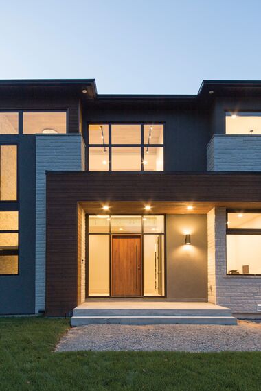 ConceptWall 50 Aluminium Façades and ConceptSystem 77 Aluminium Windows - Forest View Residence located inCanada