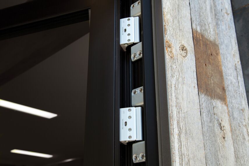 ConceptSystem 77 Aluminium Windows, ConceptSystem 77 Aluminium Doors, HiFinity Aluminium Sliding & Folding Doors and Purity Handles - Flying Star Residence located in Bridger Canyon, United States of America
