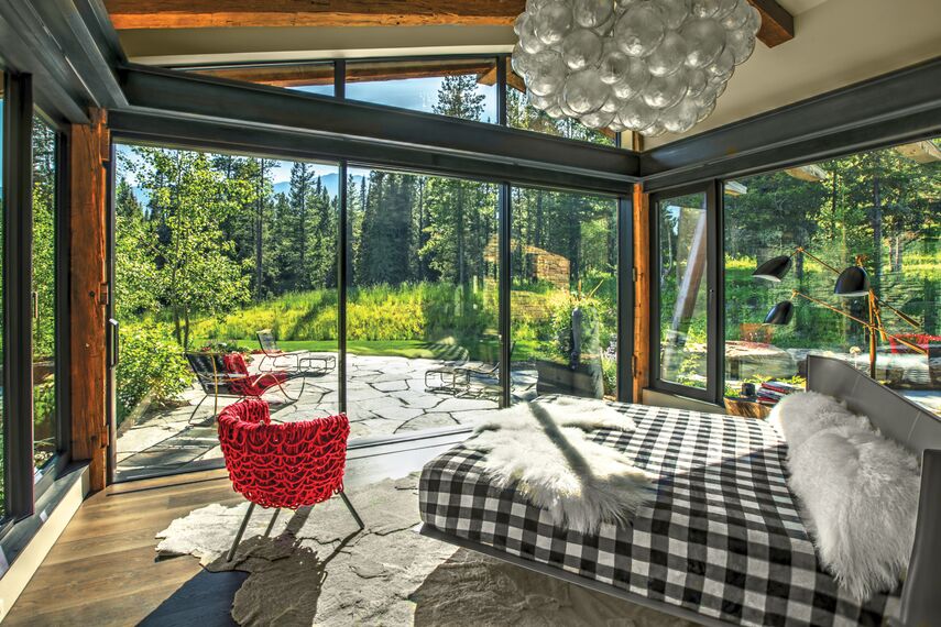 ConceptSystem 77 Aluminium Windows, ConceptSystem 77 Aluminium Doors, HiFinity Aluminium Sliding & Folding Doors and Purity Handles - Flying Star Residence located in Bridger Canyon, United States of America