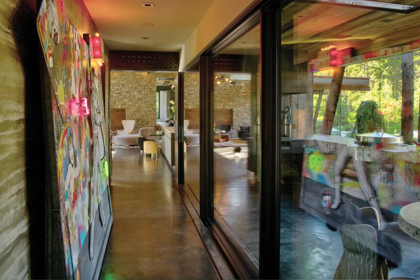 ConceptSystem 77 Aluminium Windows, ConceptSystem 77 Aluminium Doors, HiFinity Aluminium Sliding & Folding Doors and Purity Handles - Flying Star Residence located in Bridger Canyon, United States of America