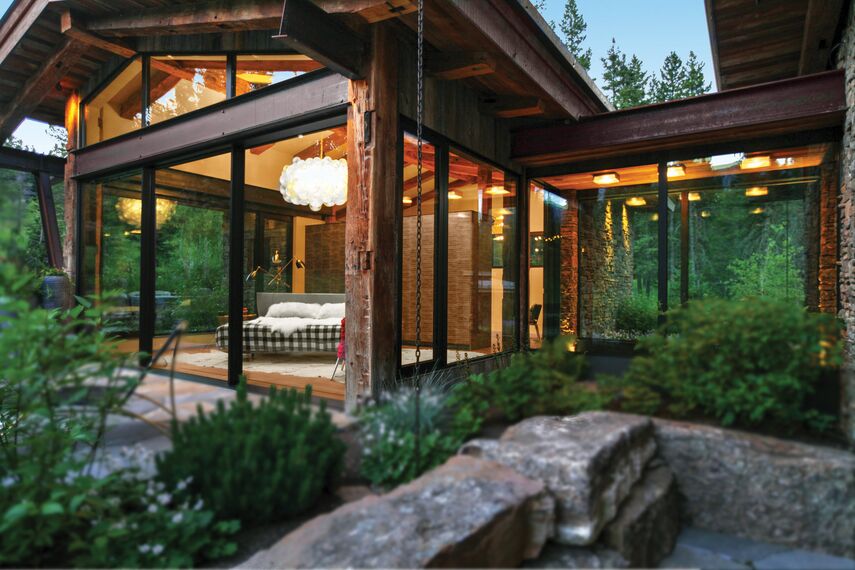 ConceptSystem 77 Aluminium Windows, ConceptSystem 77 Aluminium Doors, HiFinity Aluminium Sliding & Folding Doors and Purity Handles - Flying Star Residence located in Bridger Canyon, United States of America