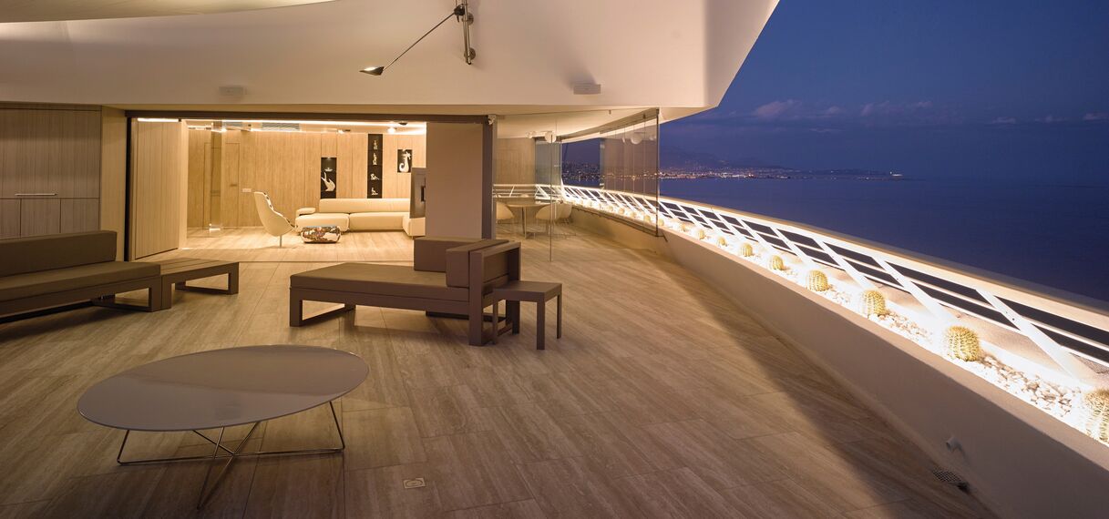 HiFinity Aluminium Sliding & Folding Doors - Private Apartment Hi-Finity Apartment Nice located in Nice, France