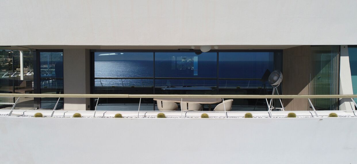 HiFinity Aluminium Sliding & Folding Doors - Private Apartment Hi-Finity Apartment Nice located in Nice, France