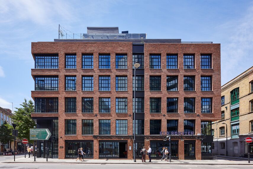 ConceptPatio 130 Aluminium Sliding & Folding Doors, SlimLine 38 Aluminium Doors and ConceptWall 50 Aluminium Façades - Mondrian Hotel located in London, United Kingdom