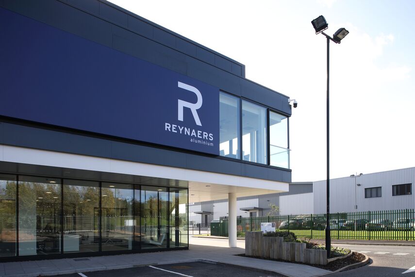 HiFinity Aluminium Sliding & Folding Doors, CW 50-FP Aluminium Façades, CS 77 Fire Proof Aluminium Windows and CW 50-SC Aluminium Façades - Reynaers Knowledge Centre located in Birmingham, United Kingdom