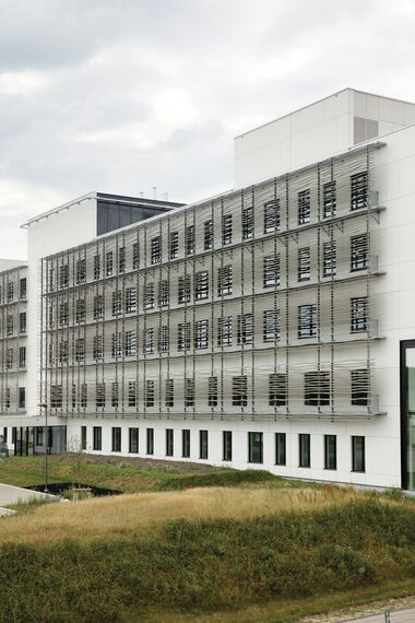 ConceptSystem 77 Aluminium Windows, BriseSoleil 100 Solar Shadings and CS 77 Fire Proof Aluminium Windows - AZ Sint Maarten located in Mechelen, Belgium