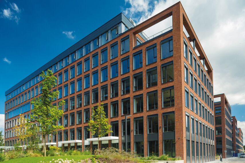 CW 50-HI Aluminium Façades - Business center Twin City located in Bratislava, Slovak Republic