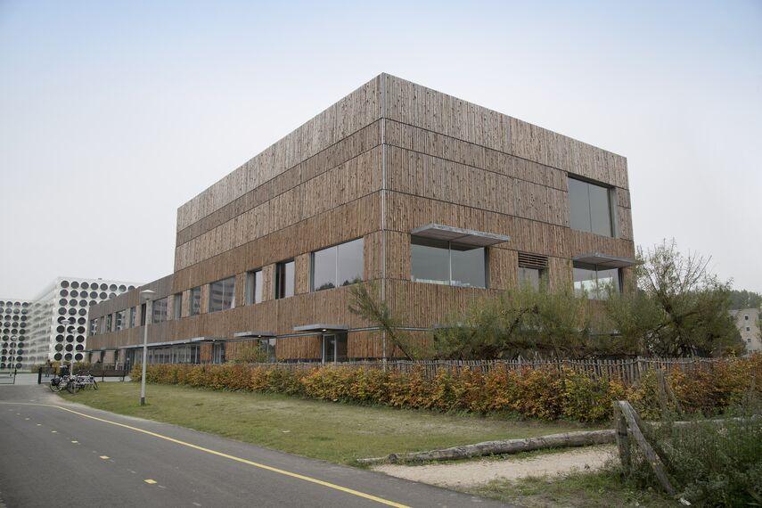 CS 38-SL Cancelled Systems and SlimLine 38 Aluminium Windows - Boarding school Children's Campus Zuidas located in Amsterdam, The Netherlands