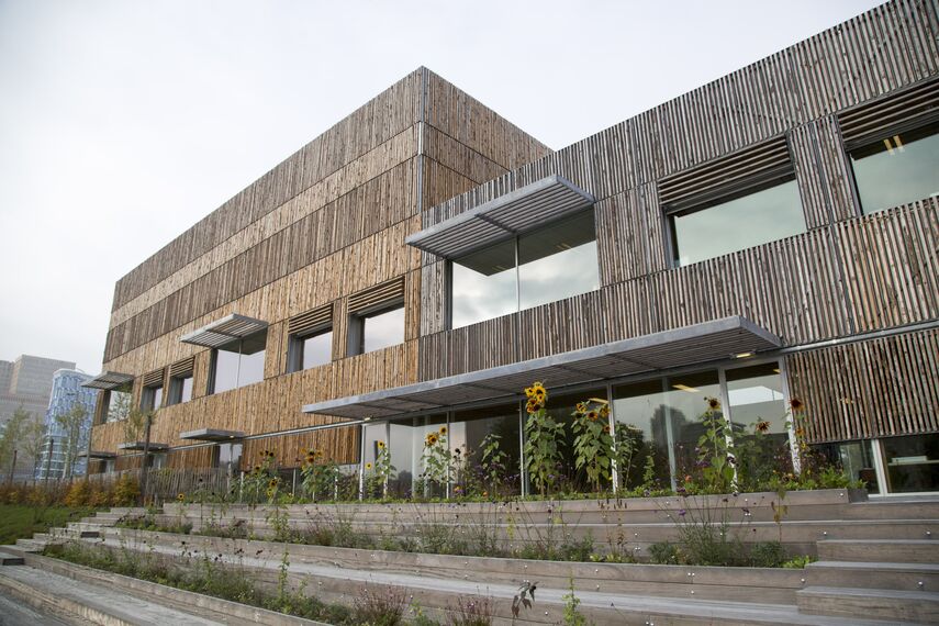 CS 38-SL Cancelled Systems and SlimLine 38 Aluminium Windows - Boarding school Children's Campus Zuidas located in Amsterdam, The Netherlands