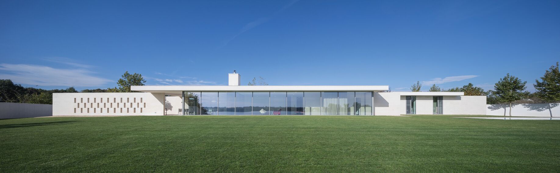 ConceptPatio 130 Aluminium Sliding & Folding Doors, ConceptSystem 77 Aluminium Windows, ConceptSystem 77 Aluminium Doors and ConceptWall 50 Aluminium Façades - Villa Buftea Residence located in Buftea, Romania