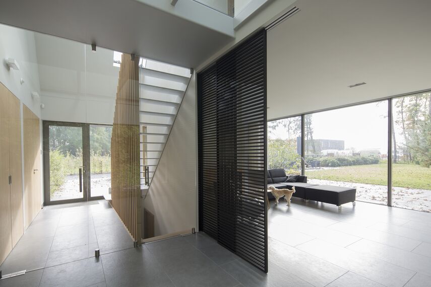 CS 86-HI (c) Cancelled Systems, ConceptWall 50 Aluminium Façades and HiFinity Aluminium Sliding & Folding Doors - Villa Forest villa Voorschoten located in Voorschoten, The Netherlands