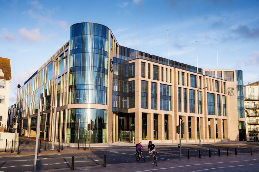 ConceptWall 50 Aluminium Façades, ConceptWall 86 Aluminium Façades, ConceptSystem 77 Aluminium Windows, ConceptSystem 68 Aluminium Windows and CW 50-FP Aluminium Façades - Office building Jersey Esplanade located in Jersey, United Kingdom