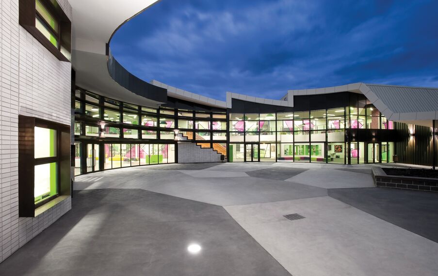 CW 50-HI Aluminium Façades - College/University Thomas Carr College Year 7 and 8 Centre located in Melbourne, Australia