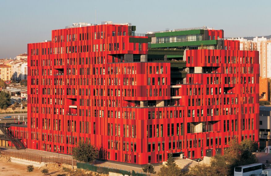 CS 86-HI (c) Cancelled Systems and CW 50-SC Aluminium Façades - Business center Lapishan located in Istanbul, Turkey