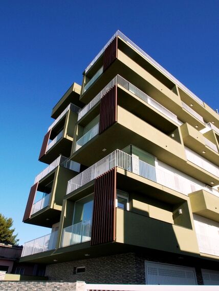 ConceptSystem 77 Aluminium Windows, ThermoSystem 68 Aluminium Windows and ConceptPatio 68 Aluminium Sliding & Folding Doors - Apartmentcomplex La casa sull'olivo located in Ragusa, Italy