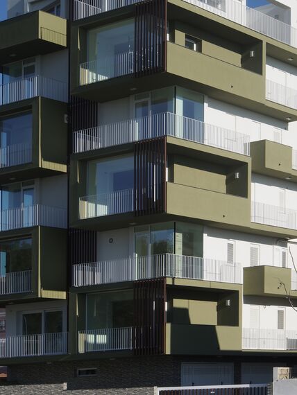 ConceptSystem 77 Aluminium Windows, ThermoSystem 68 Aluminium Windows and ConceptPatio 68 Aluminium Sliding & Folding Doors - Apartmentcomplex La casa sull'olivo located in Ragusa, Italy