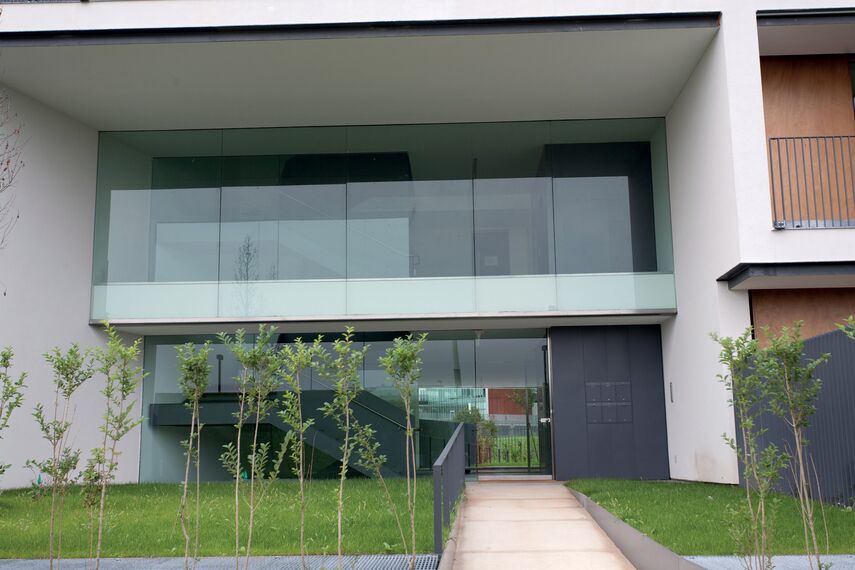 ConceptSystem 77 Aluminium Doors - Office building Milanofiori 2000 located in Milan, Italy