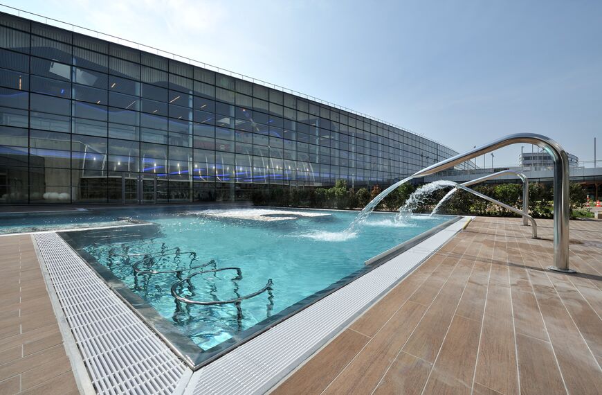 ConceptWall 50 Aluminium Façades - Swimming pool Vitam' Parc Neydens located in Neydens, France