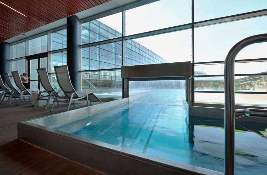 ConceptWall 50 Aluminium Façades - Swimming pool Vitam' Parc Neydens located in Neydens, France