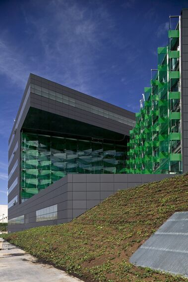 ConceptSystem 68 Aluminium Windows, ConceptSystem 68 Aluminium Doors, ConceptWall 50 Aluminium Façades and ConceptWall 86 Aluminium Façades - Office building Coca-Cola headquarters Spain located in Madrid, Spain