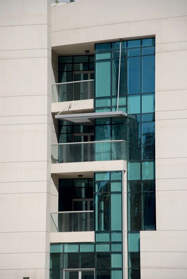 ConceptWall 50 Aluminium Façades - Apartmentcomplex Bayside Residence located in Dubai, United Arab Emirates