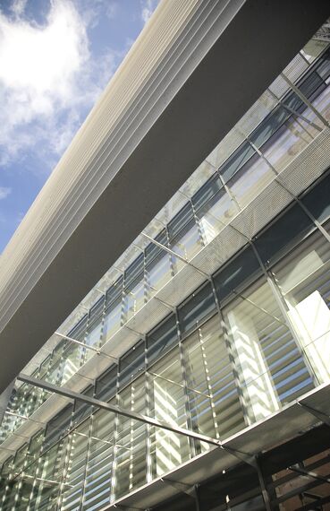 BriseSoleil 100 Solar Shadings and ConceptWall 50 Aluminium Façades - Office building 't Rabot located in Gent, Belgium