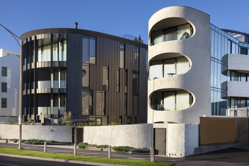 ConceptPatio 130 Aluminium Sliding & Folding Doors, ConceptWall 50 Aluminium Façades, SlimLine 68 Aluminium Windows and ConceptSystem 77 Aluminium Doors - The Esplanade located in Brighton, Australia