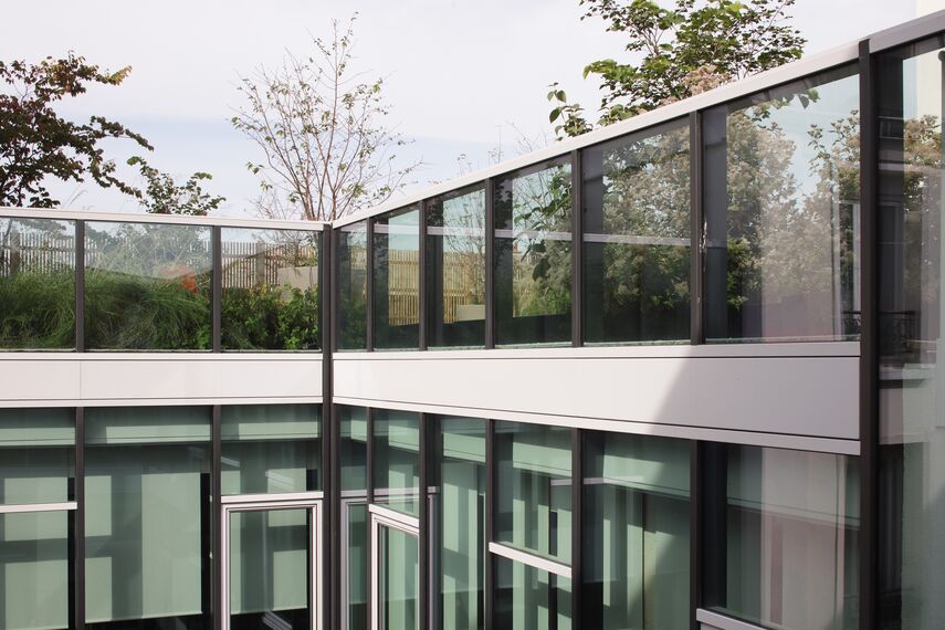 SlimLine 38 Aluminium Windows, SlimLine 38 Aluminium Doors and CW 50-SL Aluminium Façades - Villa Malevart located in Paris, France