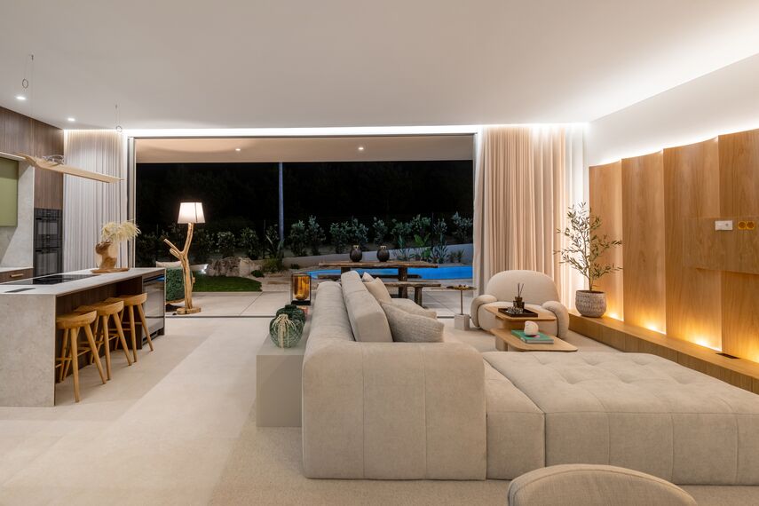 SlimPatio 68 Aluminium Sliding & Folding Doors and MasterLine 8 Aluminium Windows - Lagoon Village located in Óbidos, Portugal