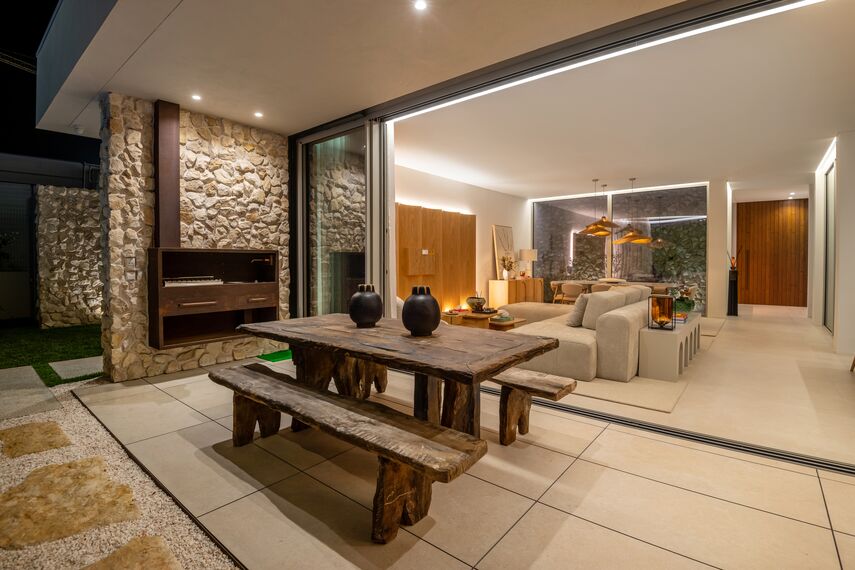 SlimPatio 68 Aluminium Sliding & Folding Doors and MasterLine 8 Aluminium Windows - Lagoon Village located in Óbidos, Portugal