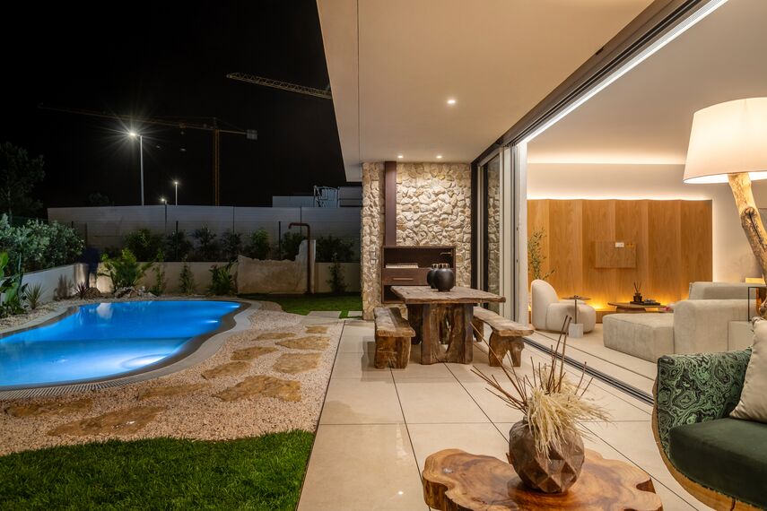 SlimPatio 68 Aluminium Sliding & Folding Doors and MasterLine 8 Aluminium Windows - Lagoon Village located in Óbidos, Portugal