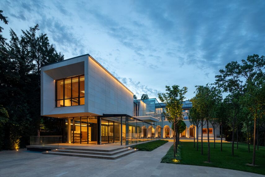 HiFinity Aluminium Sliding & Folding Doors - Villa JCV located in Bucharest, Romania