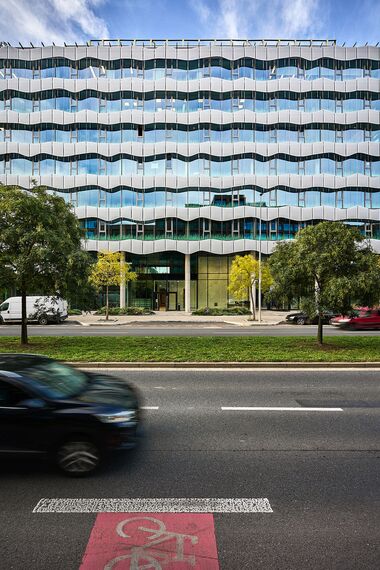 MasterLine 8-HI Aluminium Doors - Rohan City located in Prague, Czech Republic
