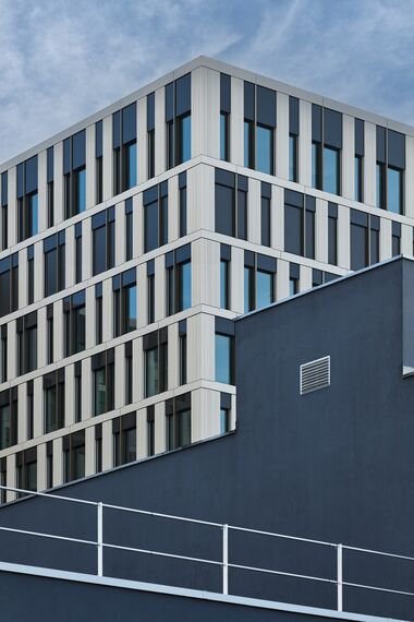 MasterLine 10 Aluminium Windows - Inselspital, University Hospital Bern located in Bern, Switzerland