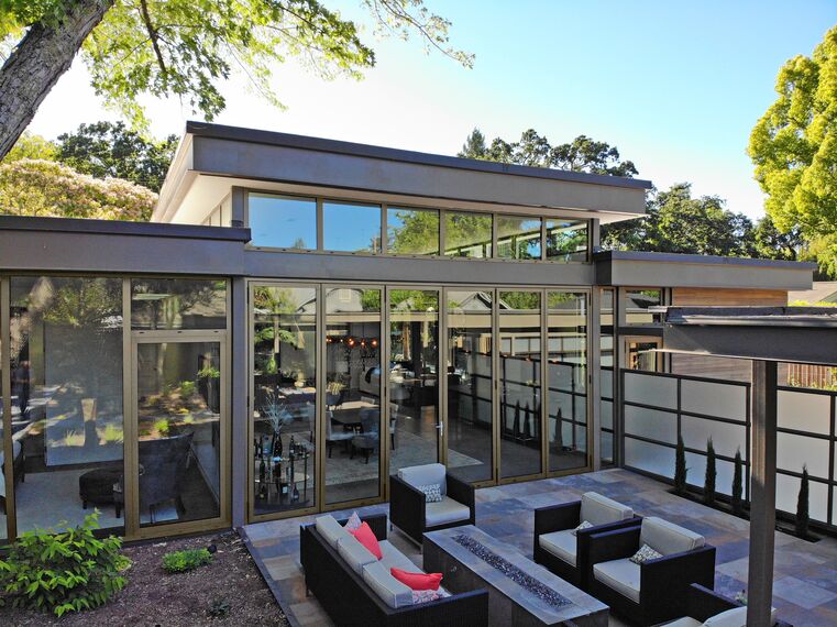 ConceptSystem 68 Aluminium Windows, ConceptFolding 77 Aluminium Sliding & Folding Doors and ConceptSystem 68 Aluminium Doors - Villa Modern Prairie House located in Sonoma Wine Country, United States of America