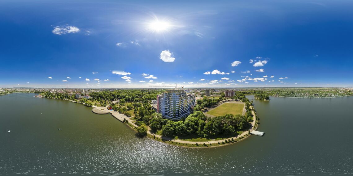 MasterLine 8-HI Aluminium Doors and CW 50-HI Aluminium Façades - Parus located in Ivano-Frankivsk, Ukraine