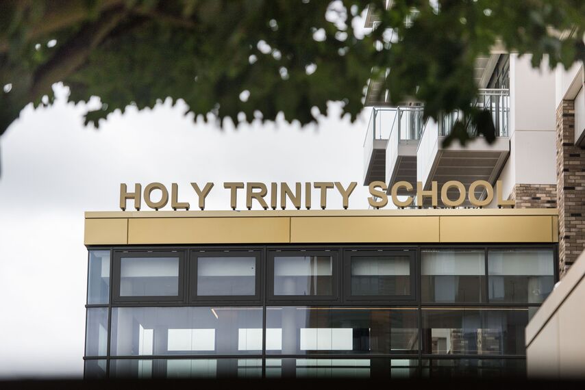 Vision 50 Aluminium Doors, ConceptSystem 77 Aluminium Windows, ConceptFolding 77 Aluminium Sliding & Folding Doors, CW 50 Standard Aluminium Façades and CW 50 Aluminium Façades - Apartmentcomplex Holy Trinity School and Vibe Apartments located in London, United Kingdom