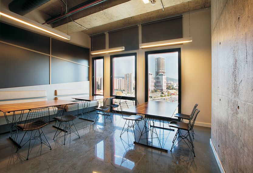 CS 86-HI (c) Cancelled Systems and CW 50-SC Aluminium Façades - Business center Lapishan located in Istanbul, Turkey