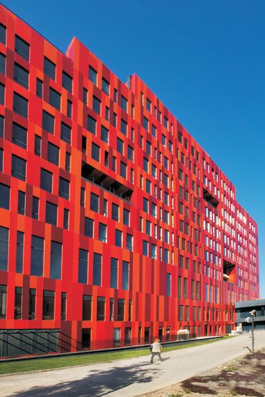 CS 86-HI (c) Cancelled Systems and CW 50-SC Aluminium Façades - Business center Lapishan located in Istanbul, Turkey