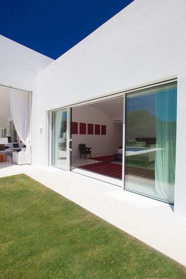 ConceptSystem 77 Aluminium Doors, ConceptPatio 68 Aluminium Sliding & Folding Doors and HiFinity Aluminium Sliding & Folding Doors - Las Palmeras located inSpain