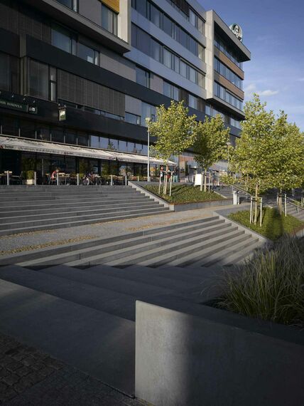 CS 86-HI (c) Cancelled Systems and ConceptWall 50 Aluminium Façades - Západní mêsto (city west) Office Building located in Prague, Czech Republic